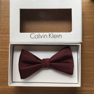 Calvin Klein Bowtie (Burgundy)